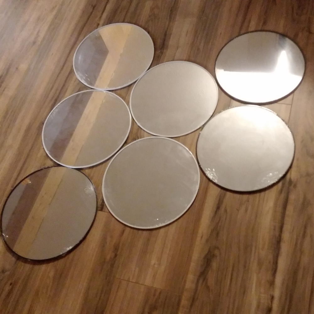 7 Metal Frame round Mirrors
